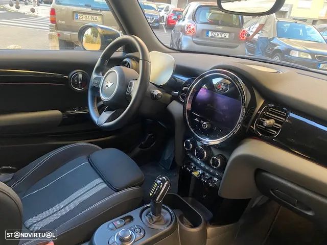 MINI 3 Portas Cooper SE Premium Classic - 19