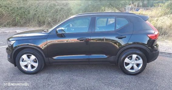 Volvo XC 40 2.0 D3 Momentum - 3