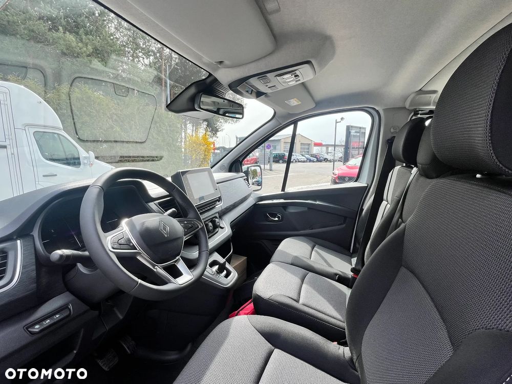 Renault Trafic - 8