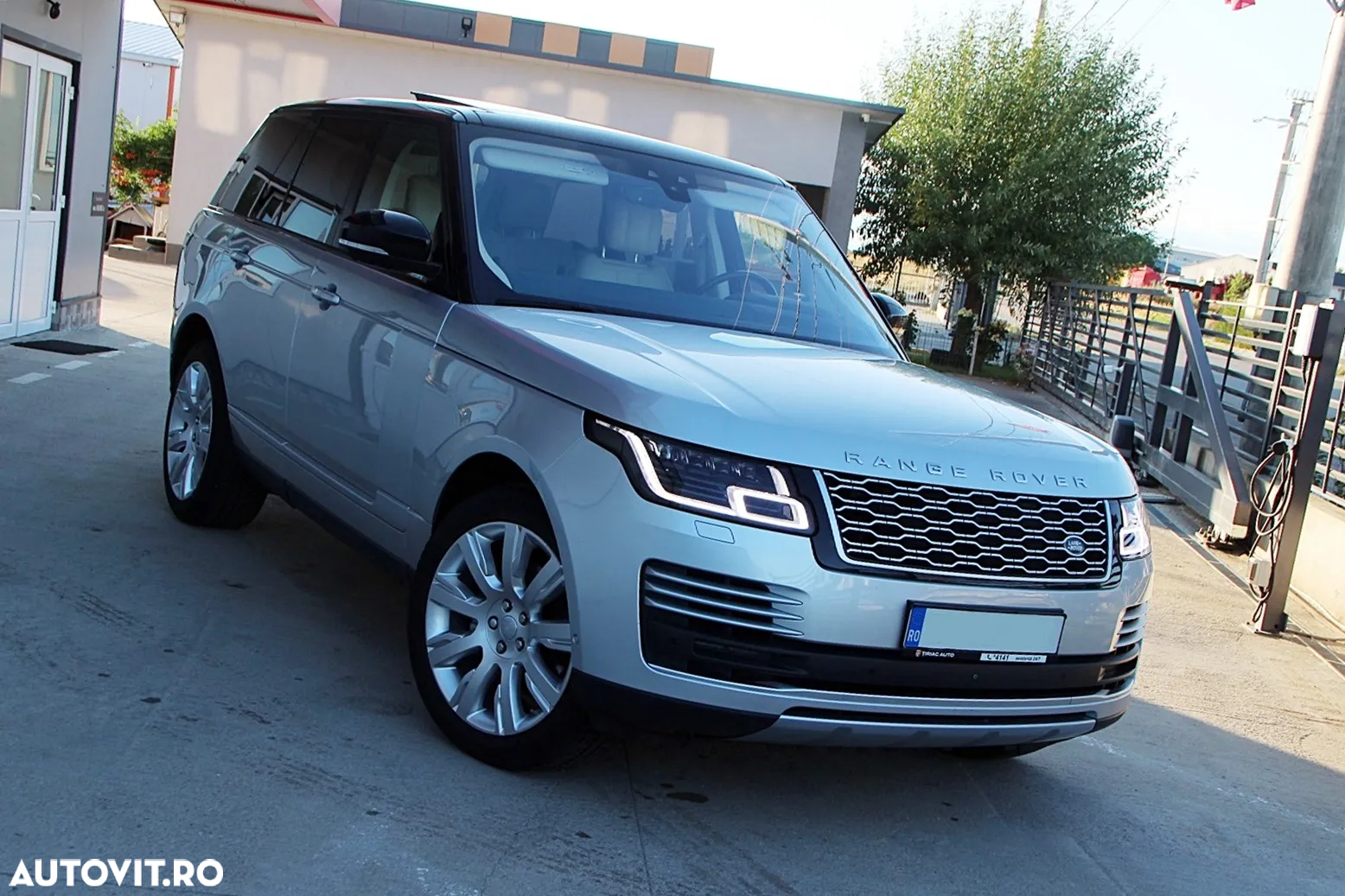 Land Rover Range Rover 3.0 I TDV6 Vogue - 2