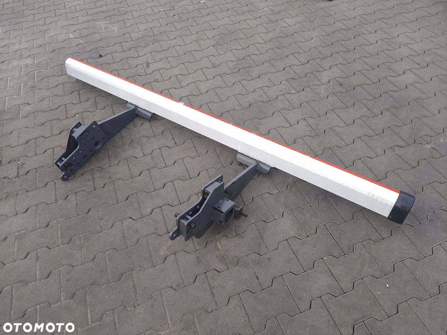 BELKA ZDERZAK TYŁ VOLVO FH FM RENAULT DXI WYWROTKI - 1