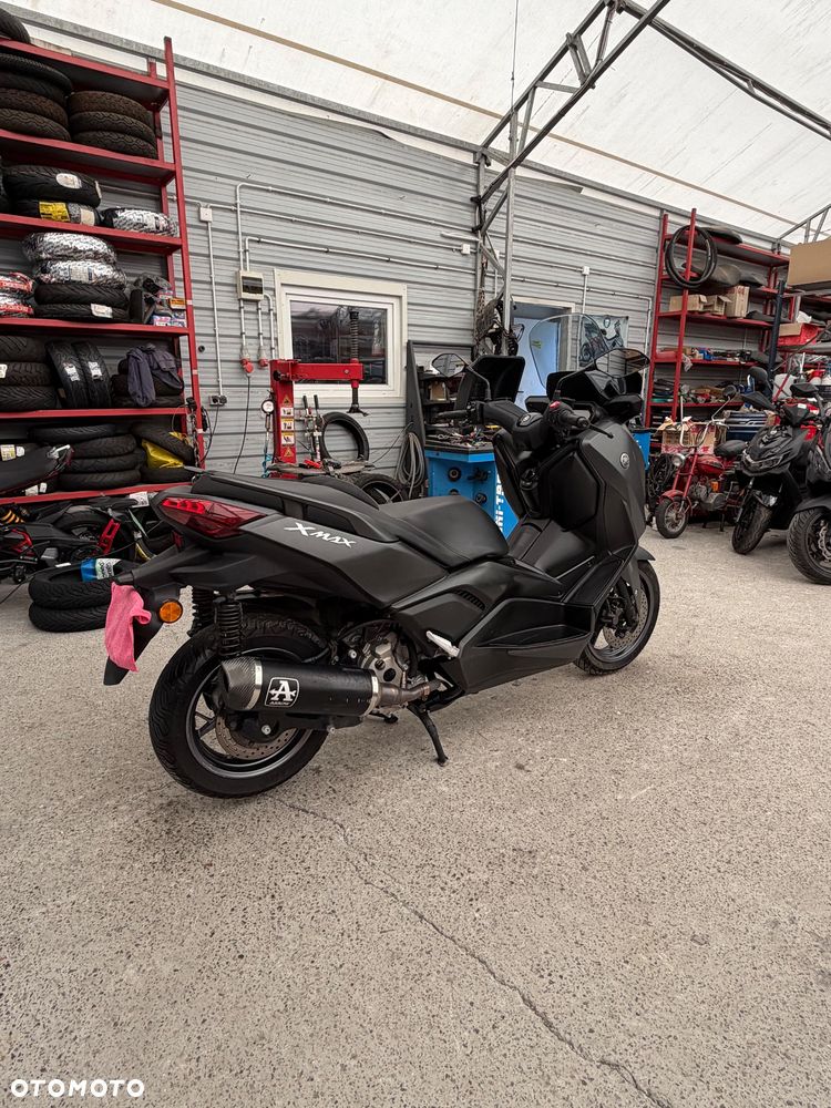 Yamaha X-max - 8
