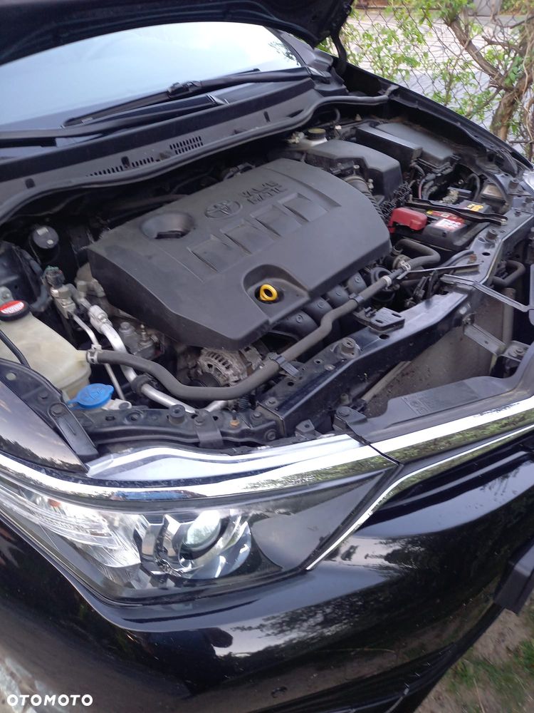 Toyota Auris 1.6 Comfort - 8