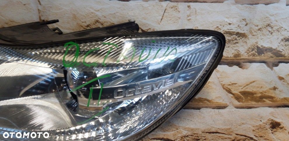 skoda octavia 2 II lift zwykła h7 kompletna lampa lewa europa - 2