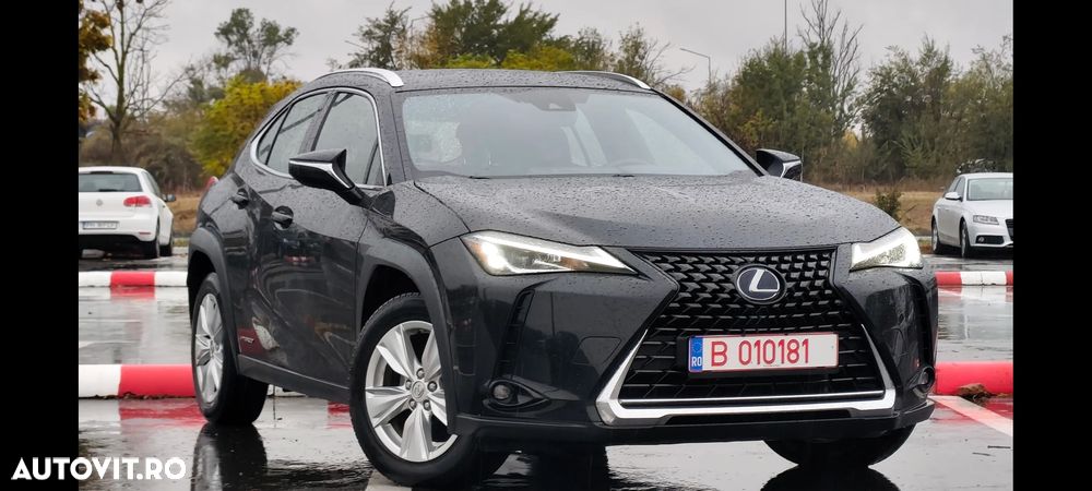 Lexus UX