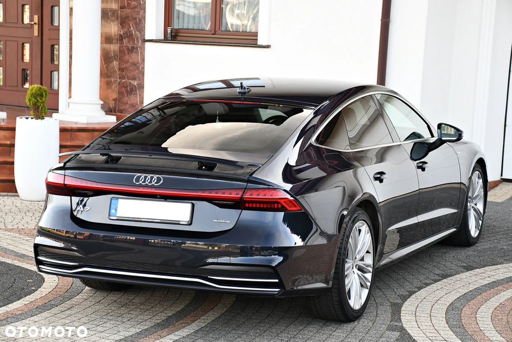 Audi A7 Sportback - 13