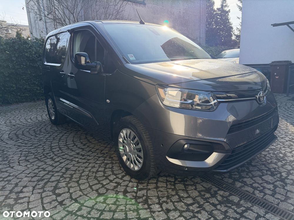 Toyota Proace city - 8