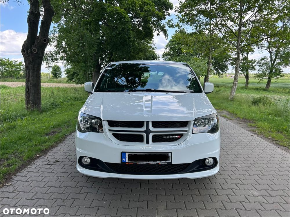 Dodge Grand Caravan - 14