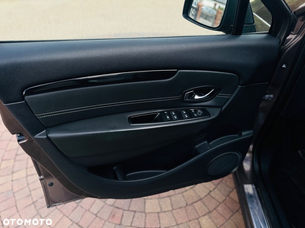 Renault Scenic 1.5 dCi Energy Limited EDC EU6 - 17