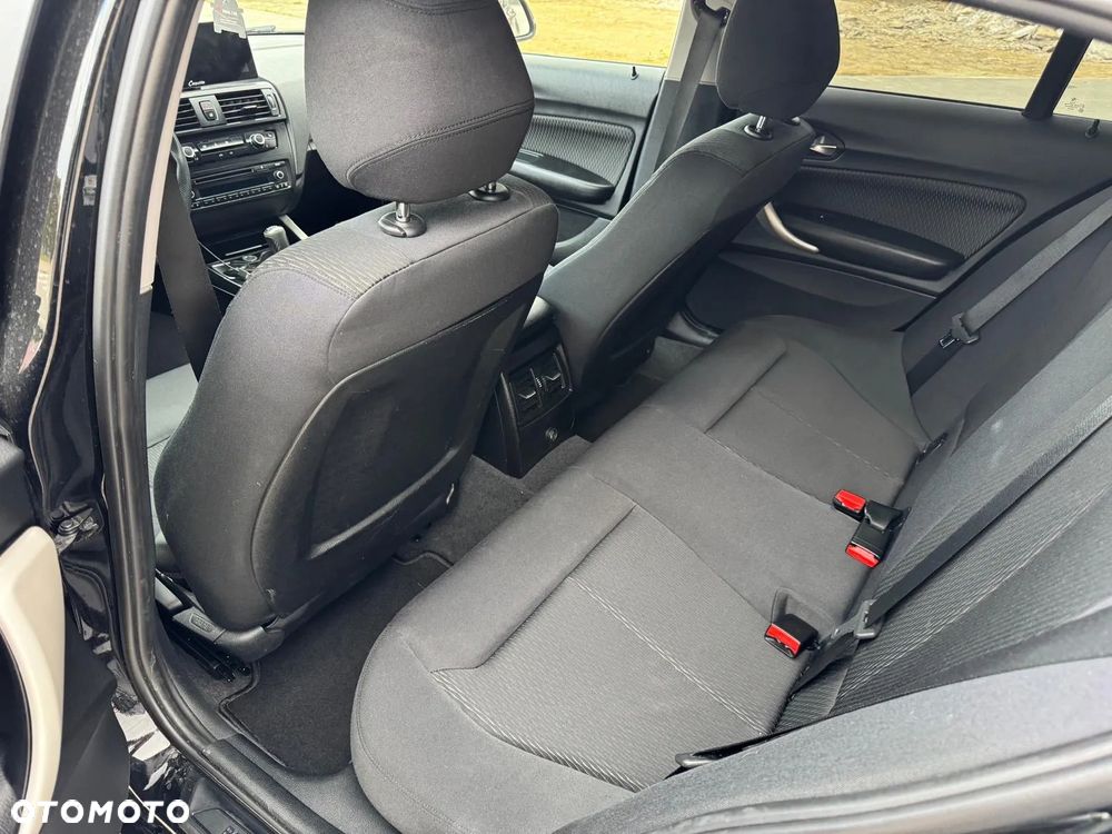 BMW Seria 1 116i - 8