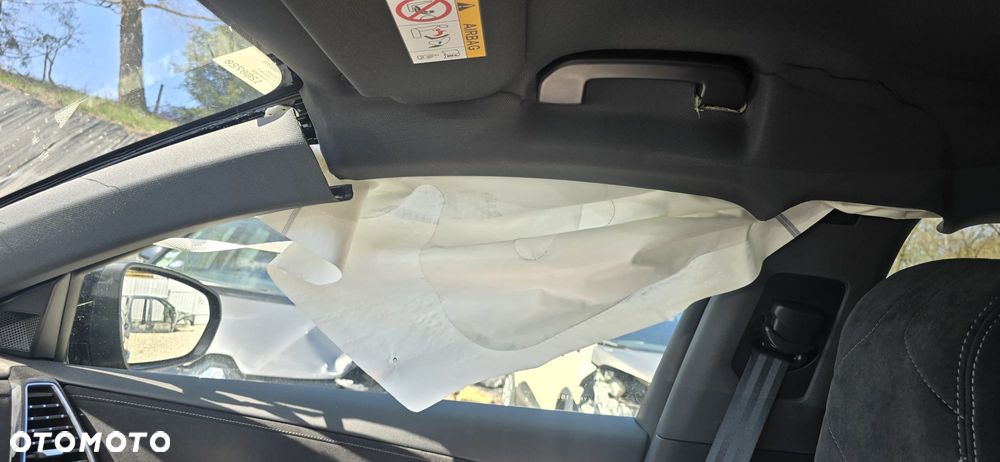 DS Automobiles DS 7 Crossback 1.6 E-Tense Performance Line + - 32