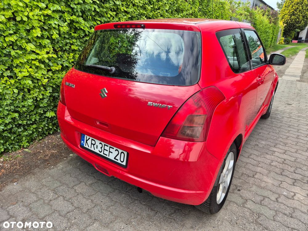 Suzuki Swift 1.3 Club - 21