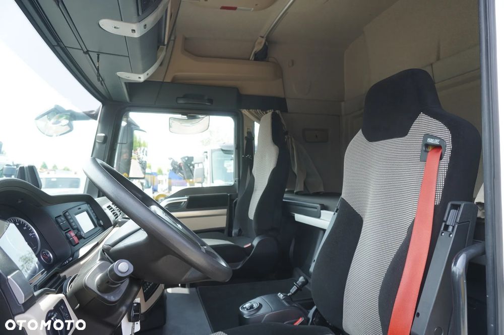 MAN TGS 35.420 8×2 / Rama 6,4 m / 3 osie skrętne - 13