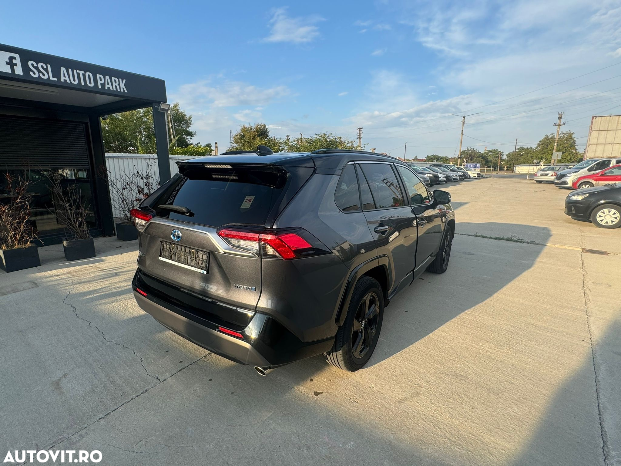 Toyota RAV4 2.5 Hybrid VVT-iE 4x4 Luxury - 5