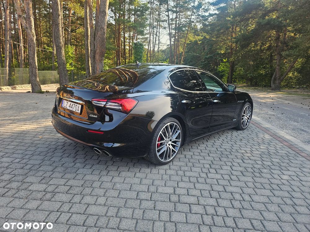 Maserati Ghibli S GranLusso - 4