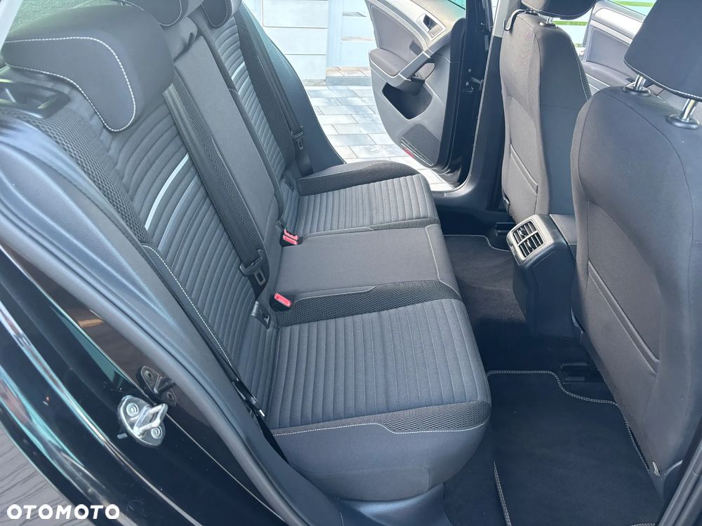 Volkswagen Golf 1.2 TSI BlueMotion Technology Cup - 29