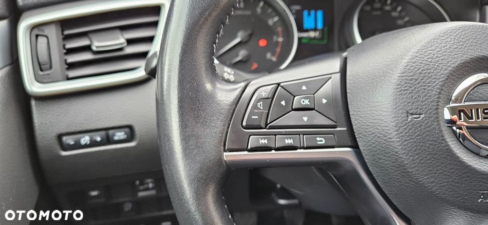 Nissan Qashqai - 22