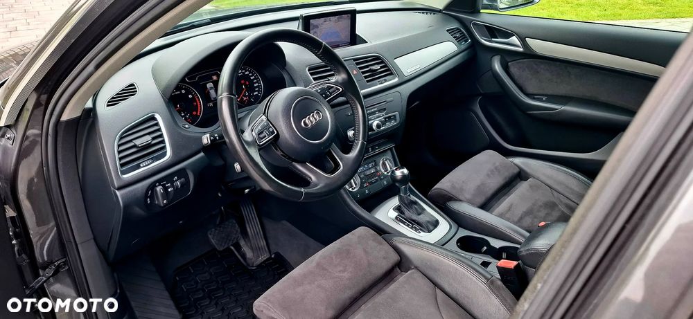 Audi Q3 - 22