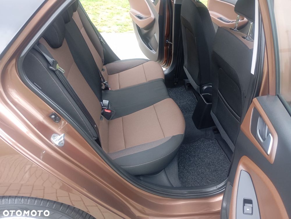 Hyundai i20 1.2 Elegant - 15