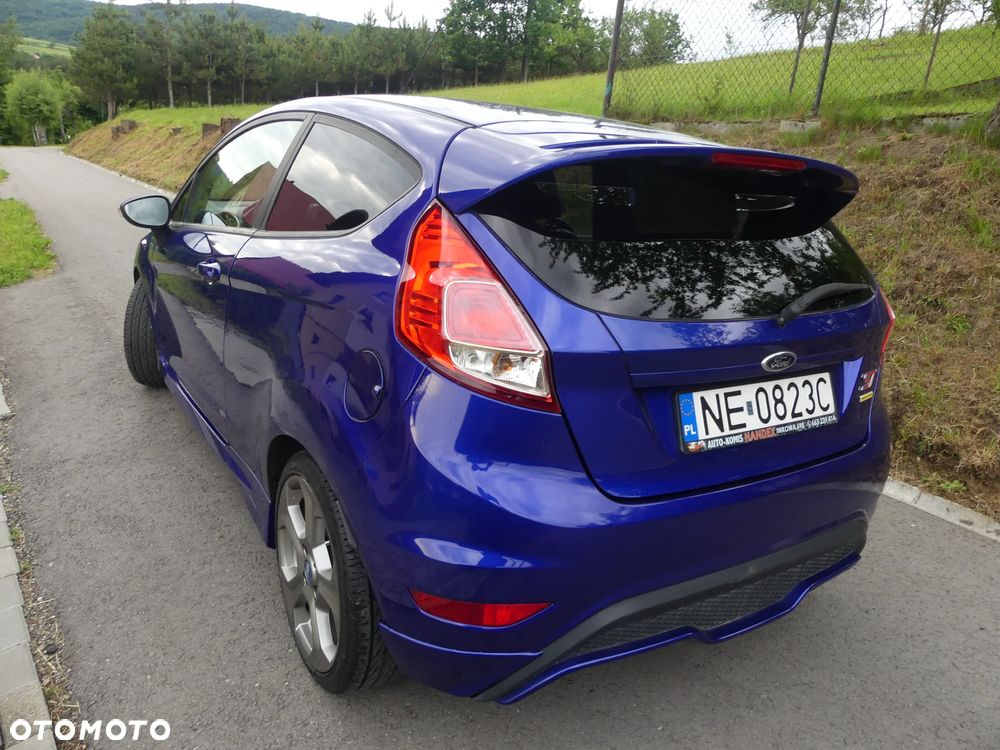 Ford Fiesta ST - 14