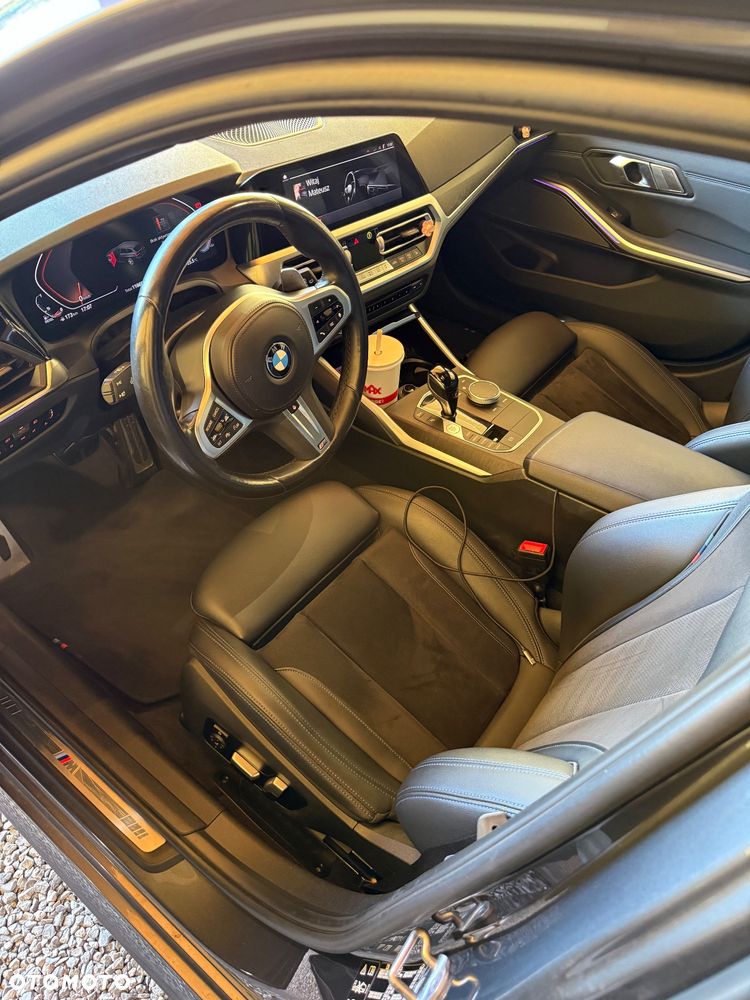 BMW Seria 3 320d xDrive mHEV M Sport - 27