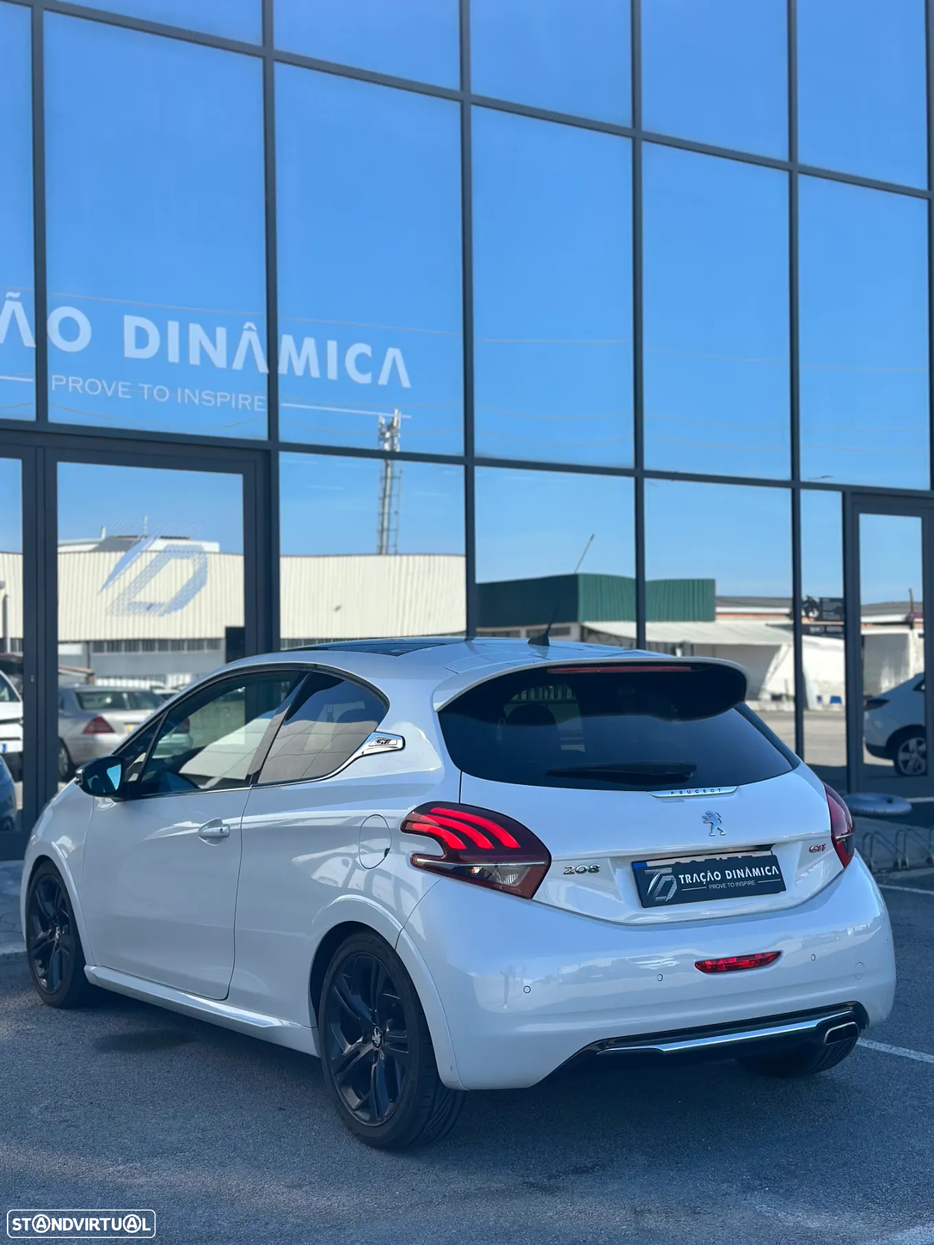 Peugeot 208 1.6 e-THP GTi - 6
