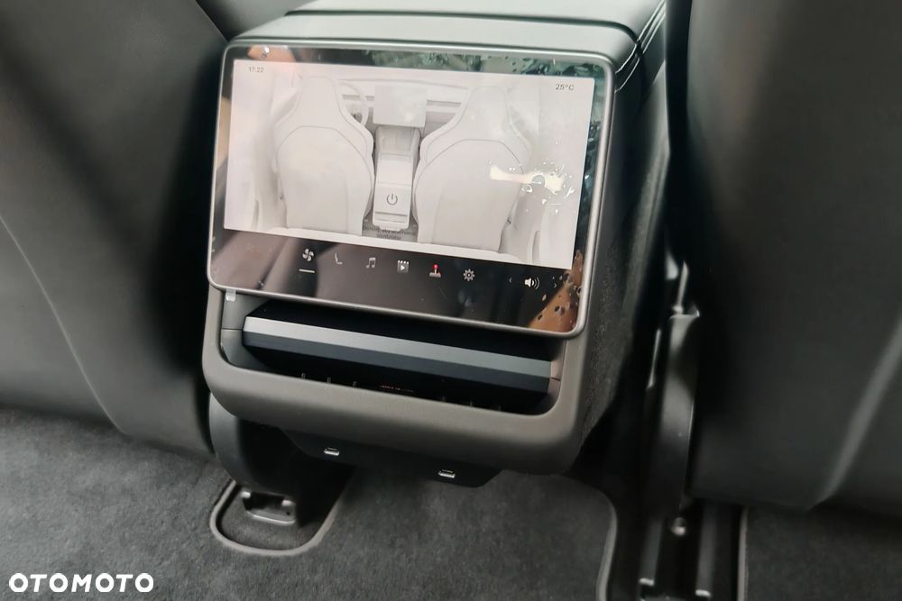 Tesla Model 3 Performance AWD - 20