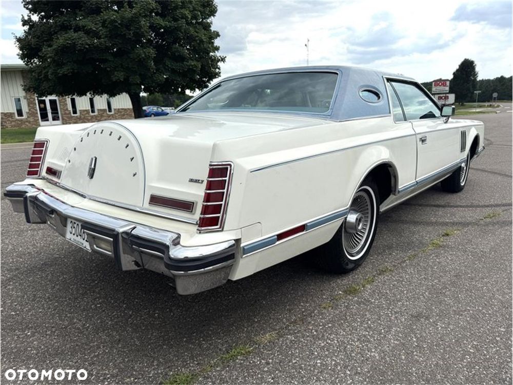 Lincoln Continental - 4