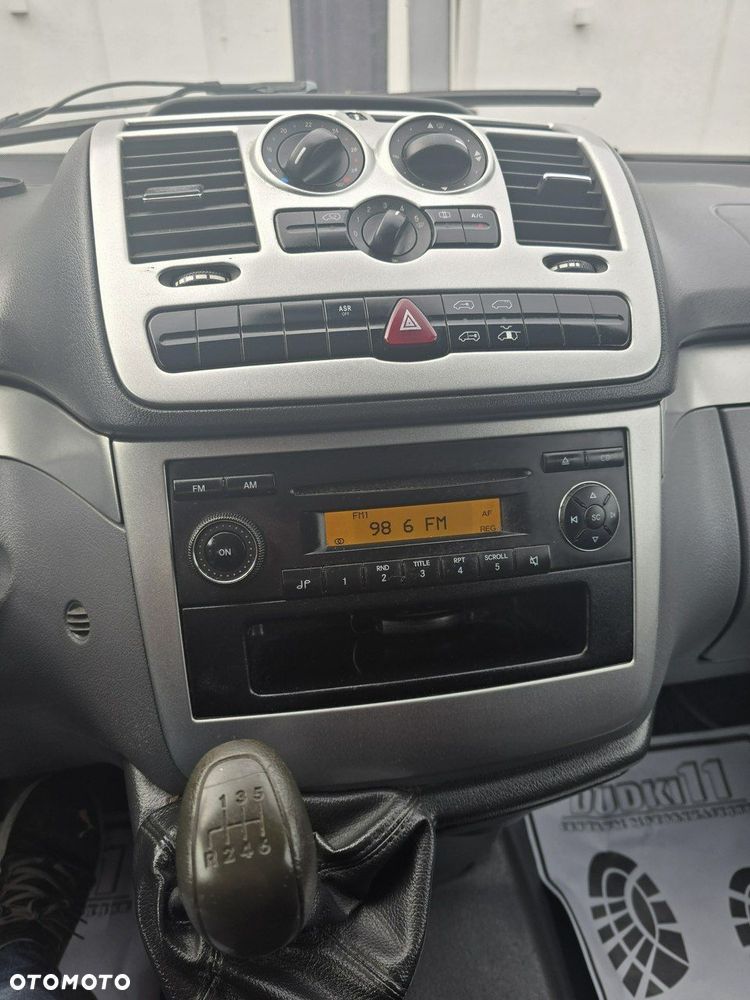 Mercedes-Benz Vito - 30