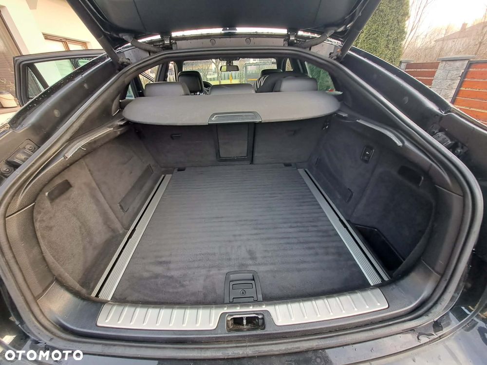 BMW X6 35i xDrive - 9