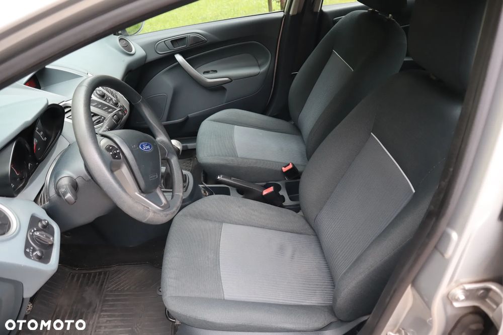 Ford Fiesta 1.25 Ambiente - 12