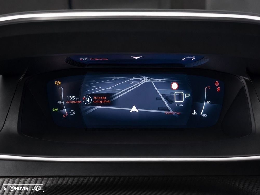 Peugeot 2008 1.2 PureTech Allure EAT8 - 26