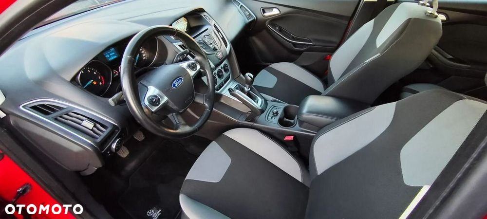 Ford Focus 1.0 EcoBoost Start-Stopp-System Champions Edition - 9