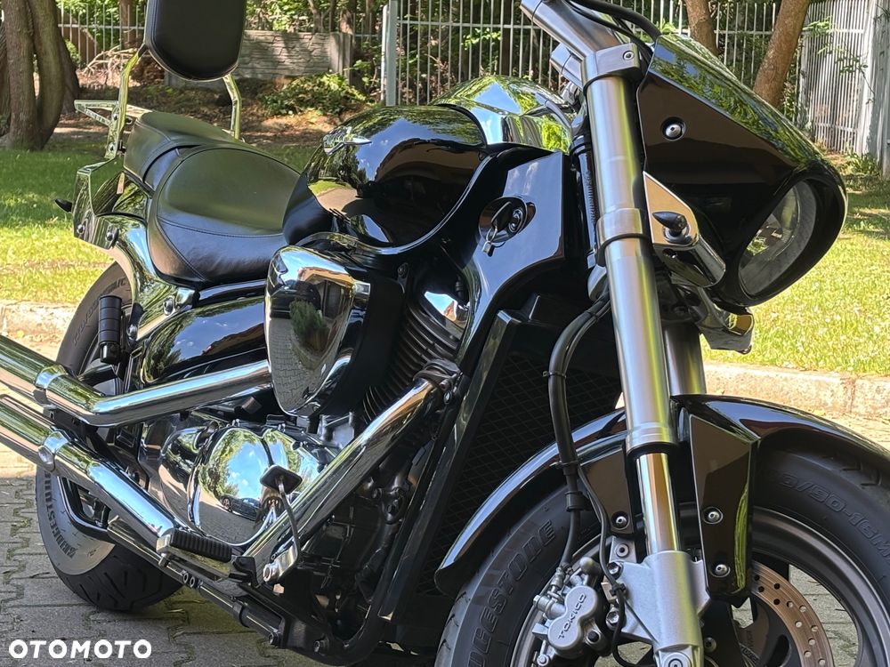 Suzuki Intruder - 5