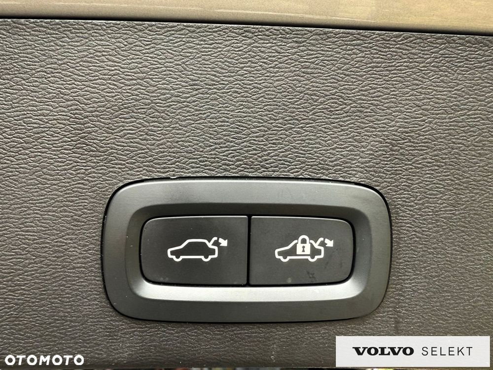 Volvo XC 40 - 19