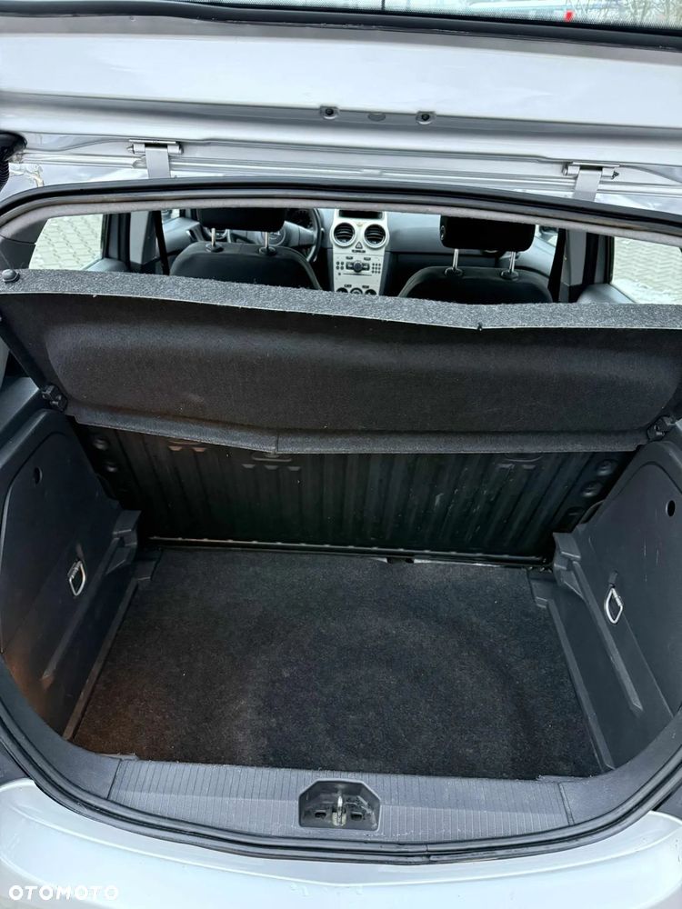 Opel Corsa 1.2 16V Enjoy - 6