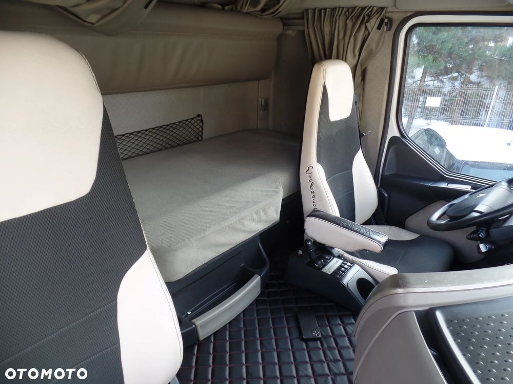 Renault Premium niski przebieg 475000km - 21