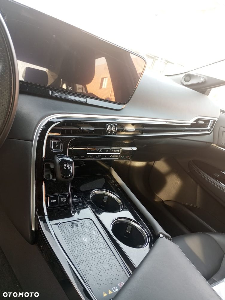 Toyota Mirai Luxury - 8