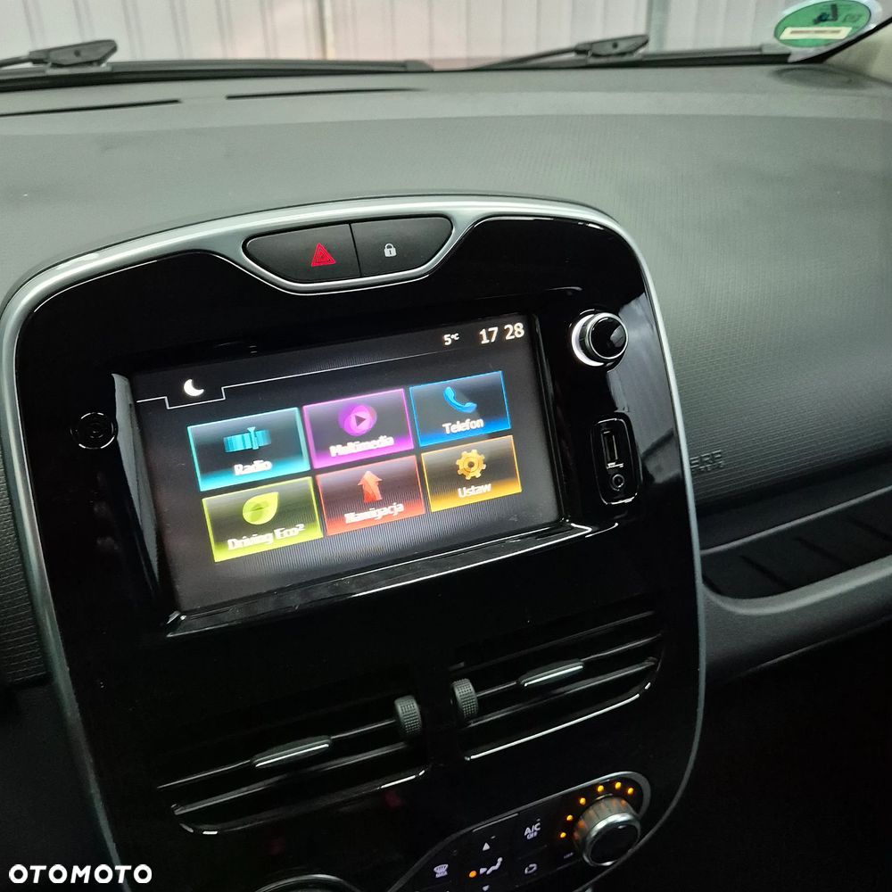 Renault Clio 1.2 16V 75 LIMITED - 22