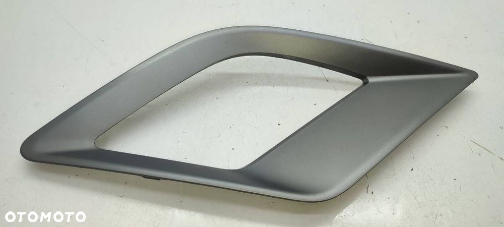 RAMKA KRATKA PRAWA PRZÓD HALOGENU ZDERZAKA SSANGYONG KORANDO III - 2