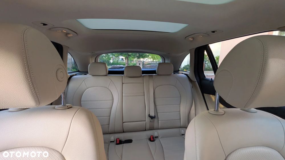 Mercedes-Benz GLC 300 4-Matic - 22