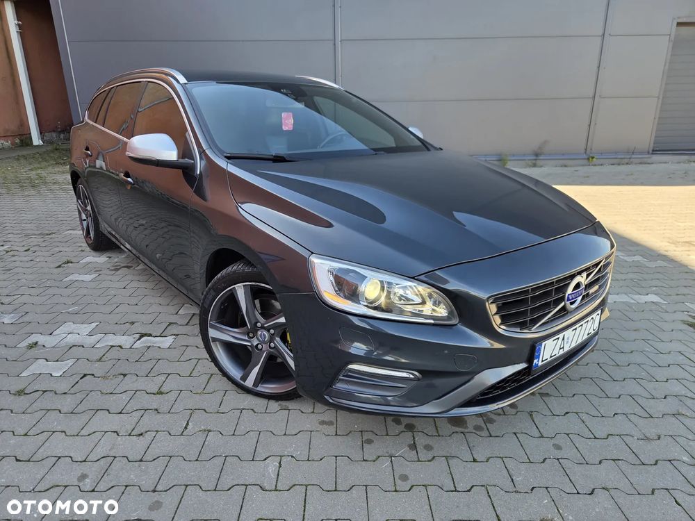 Volvo V60 D4 Drive-E R-Design Summum - 11