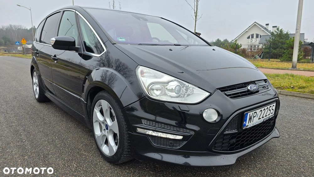 Ford S-Max - 12
