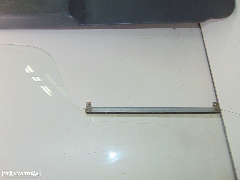 Toyota dyna 150 1992 calha do vidro - 3