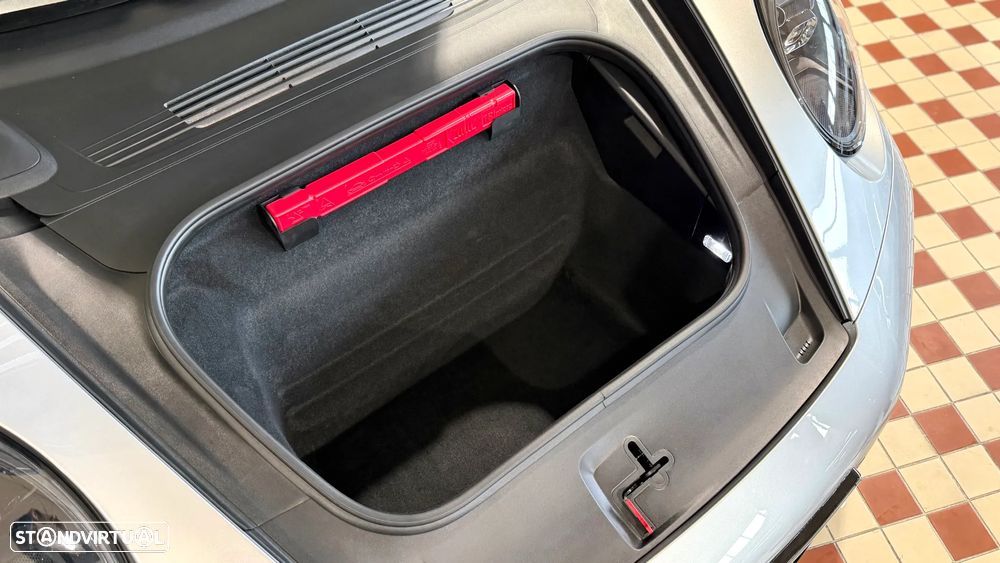 Porsche 911 (992) Targa 4 GTS PDK - 31