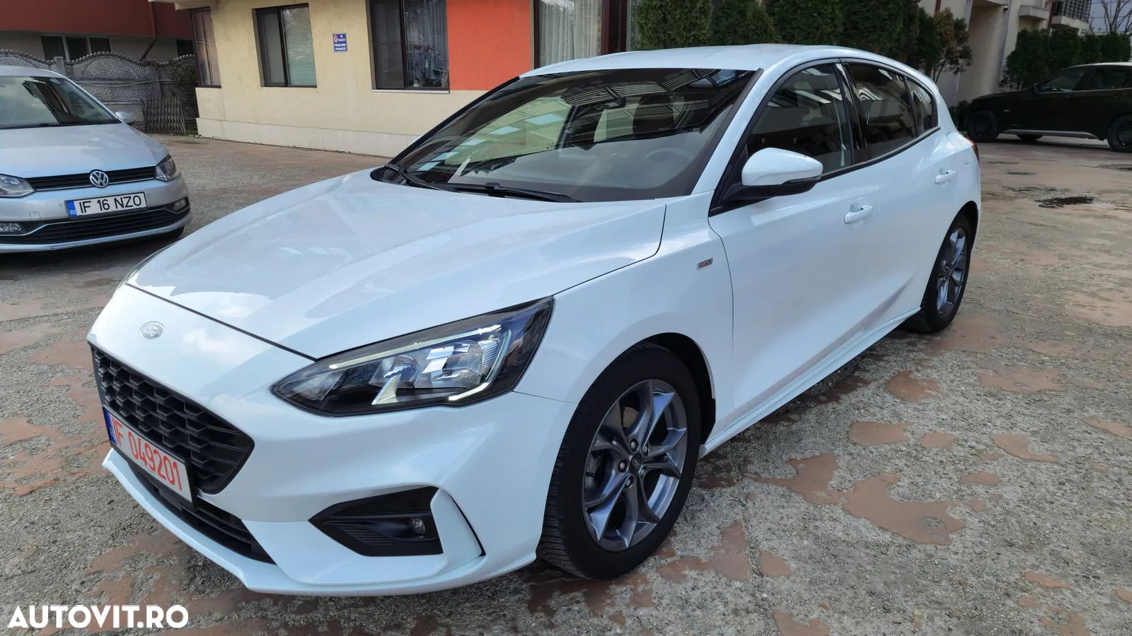 Ford Focus 1.0 EcoBoost Start-Stopp-System ST-LINE - 1