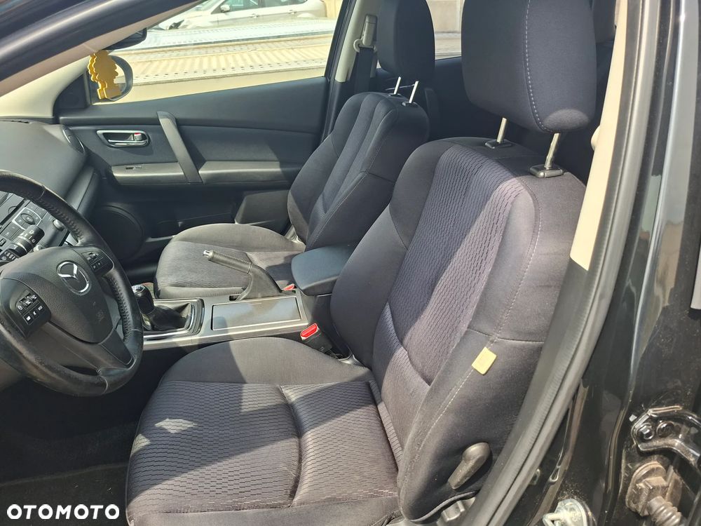 Mazda 6 2.0 Exclusive + - 10