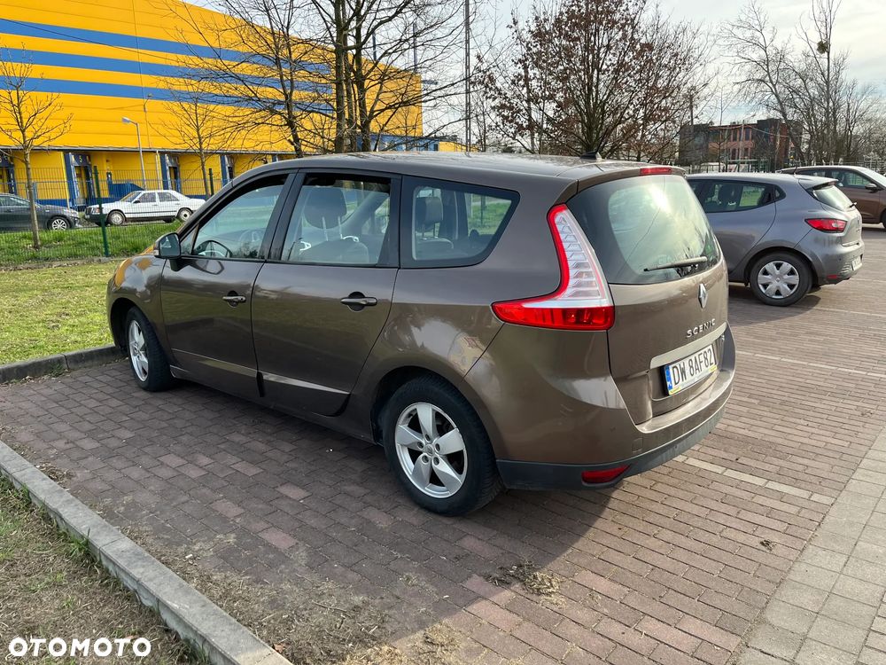 Renault Scenic - 4
