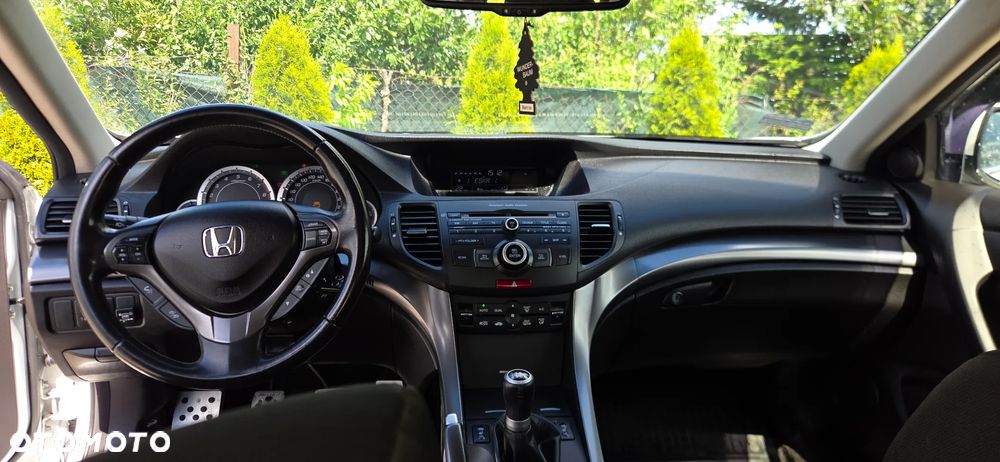 Honda Accord 2.0 Elegance Advantage - 18