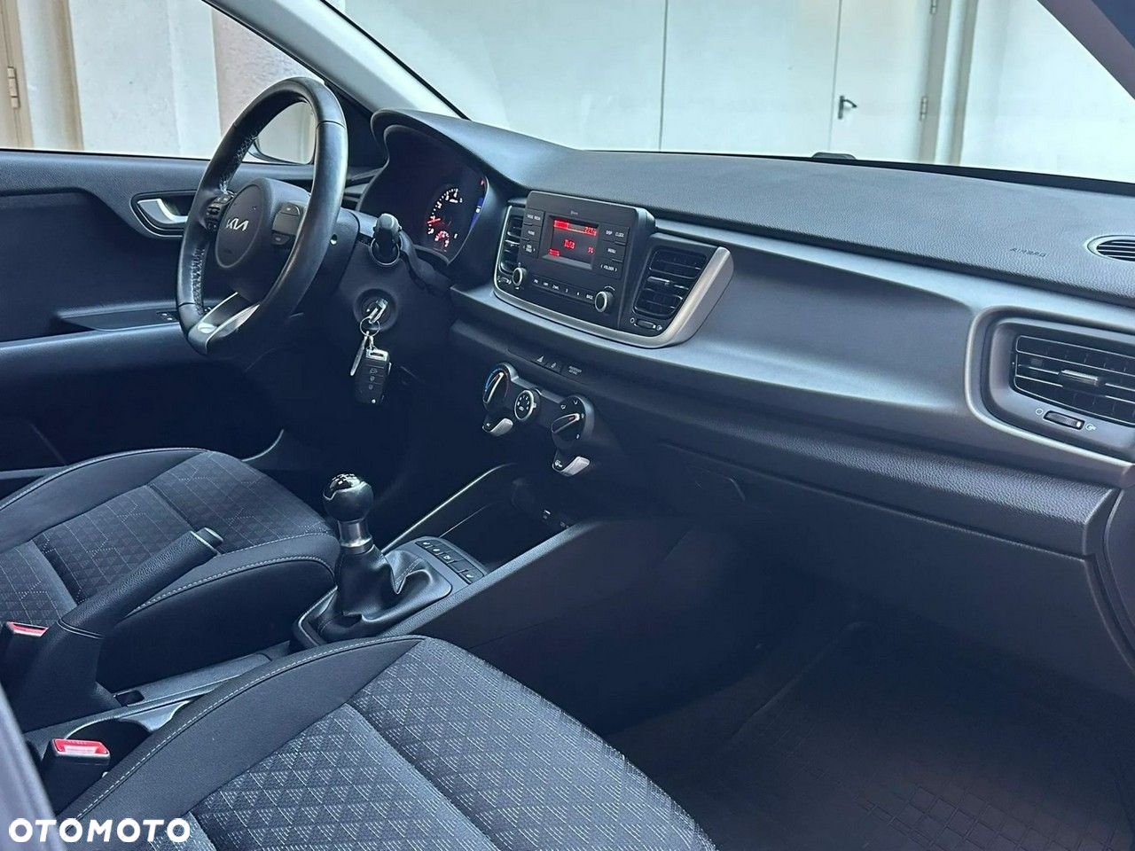 Kia Rio 1.2 M - 13